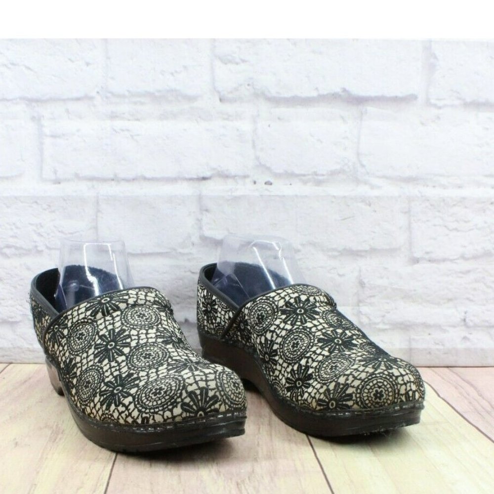 Sanita Multicolor Faux Leather Floral Pattern Slip on Clogs Size 10.5-11 - Picture 3 of 8